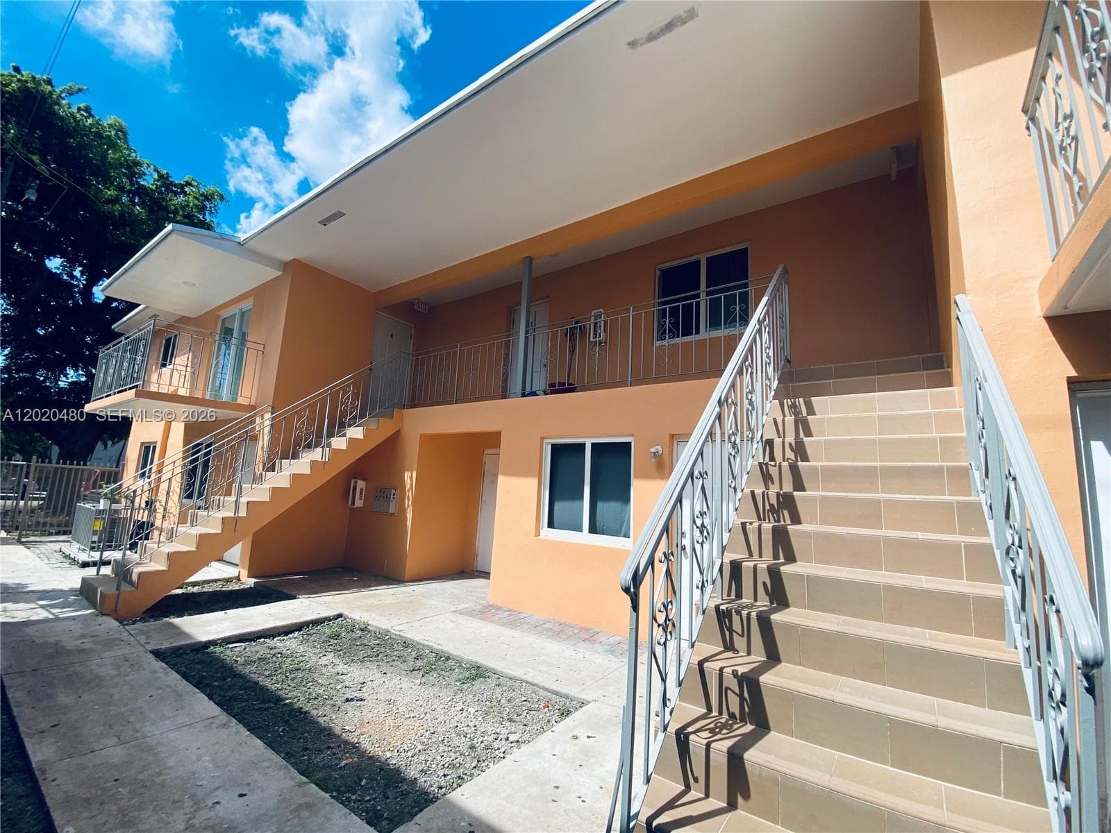 1121 NW 4  ST, Miami FL 33128 — 2