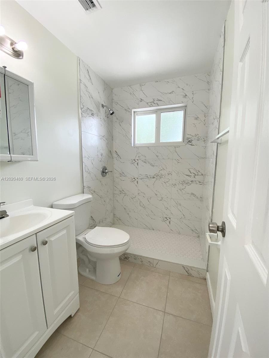 1121 NW 4  ST, Miami FL 33128 — 8