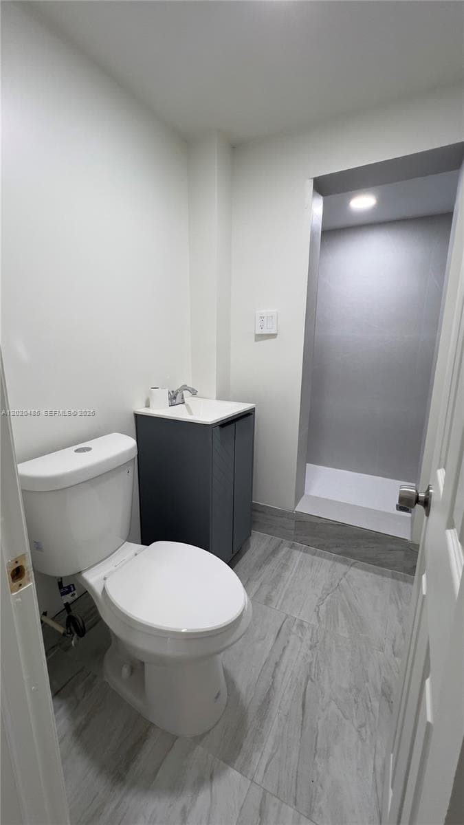 1845 Bay Rd # 1, Miami Beach FL 33139 — 7