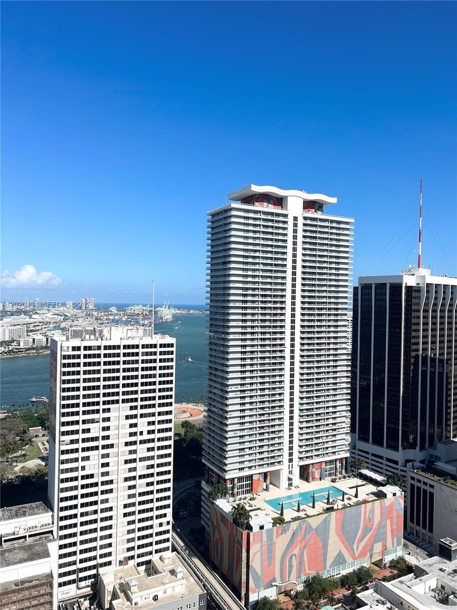 133 NE 2 AV # 710, Miami FL 33132 — 27