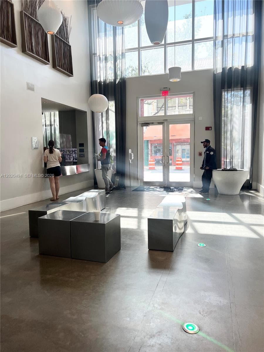 133 NE 2 AV # 710, Miami FL 33132 — 13