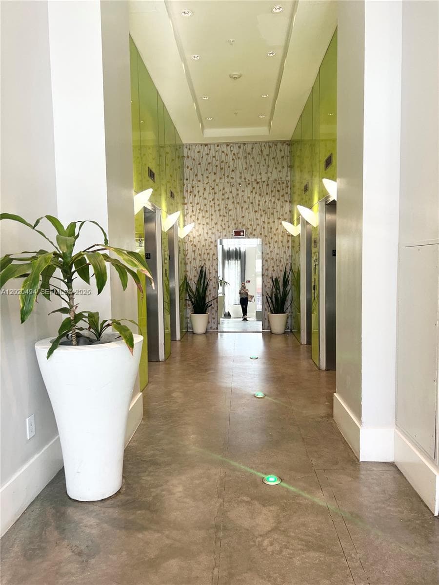 133 NE 2 AV # 710, Miami FL 33132 — 24