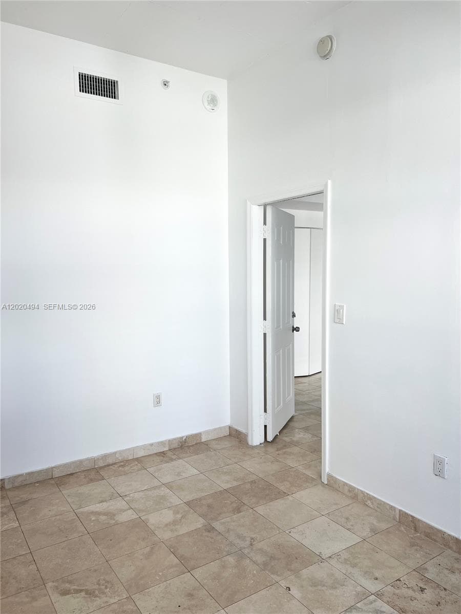 133 NE 2 AV # 710, Miami FL 33132 — 4