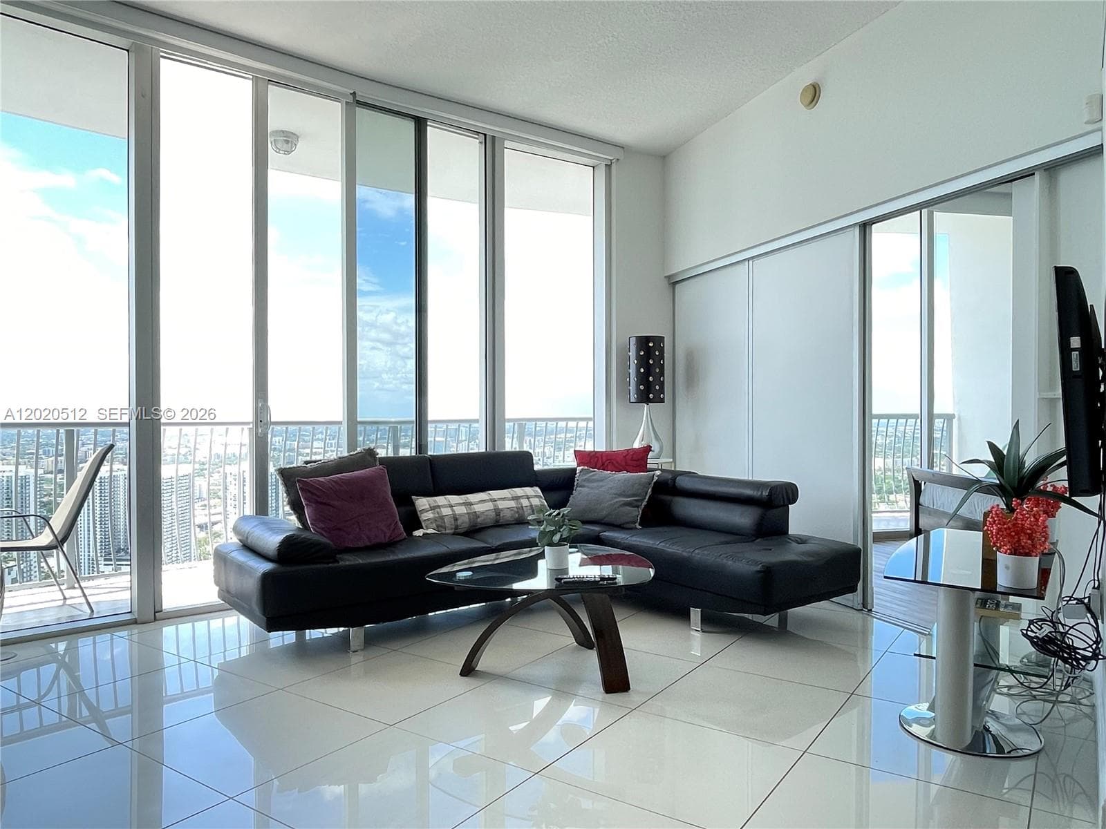 1750 N Bayshore Dr # 5614, Miami FL 33132 — 8