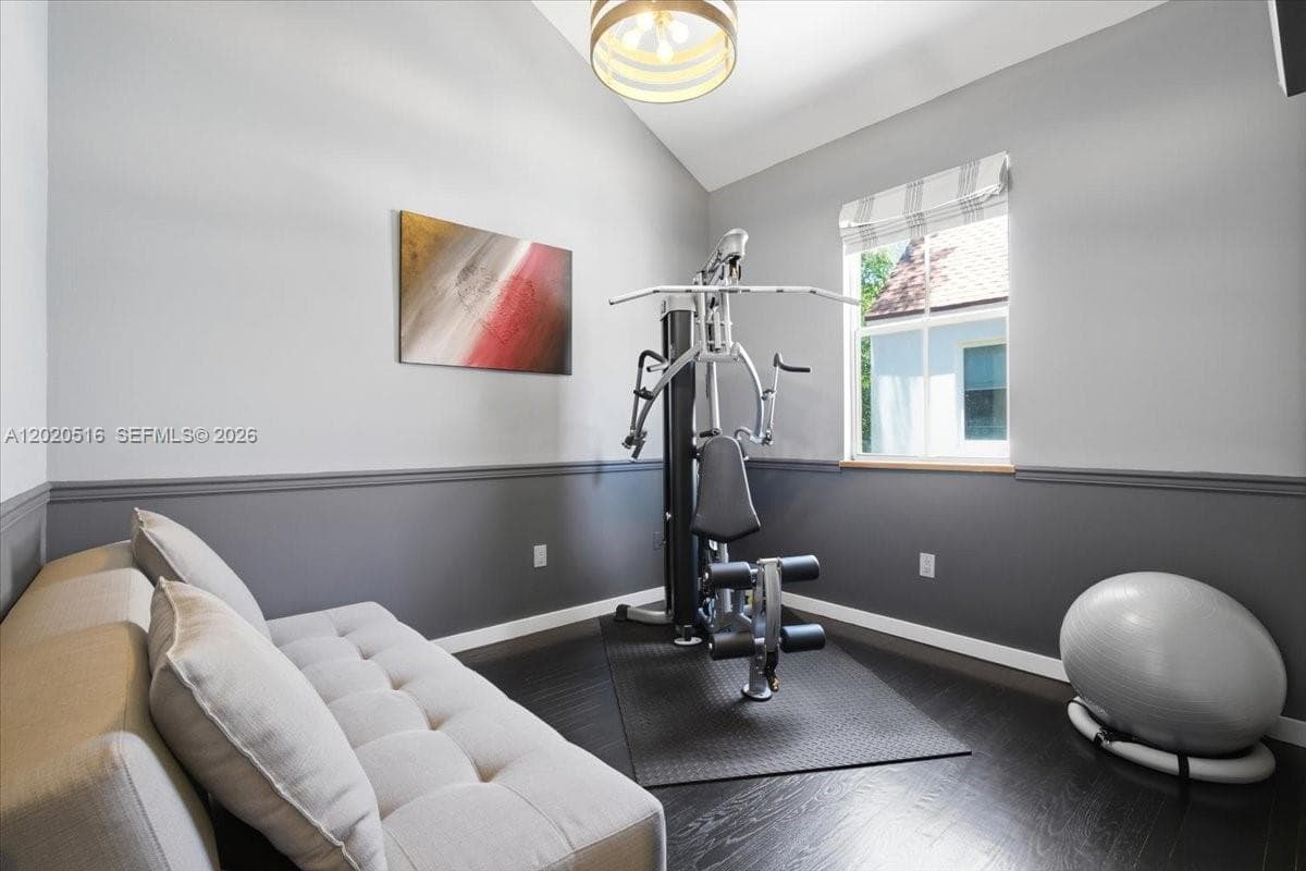 2917 Jackson Ave # 6, Miami FL 33133 — 16