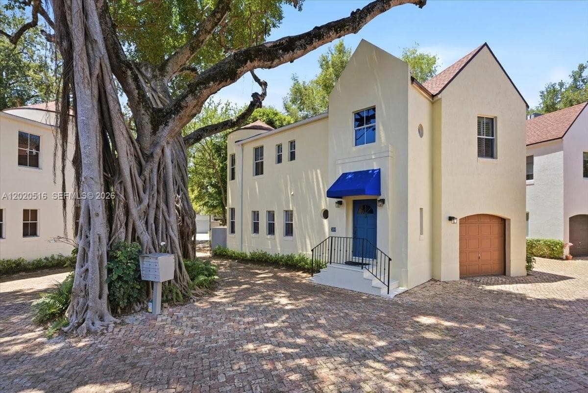 2917 Jackson Ave # 6, Miami FL 33133 — 1
