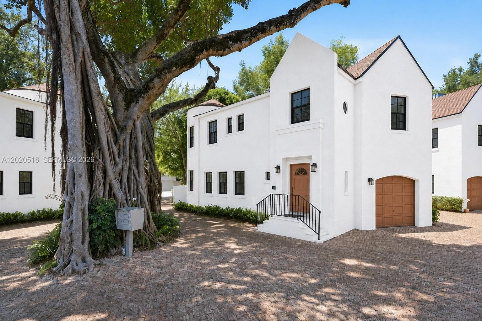 2917 Jackson Ave # 6, Miami FL 33133 — 24