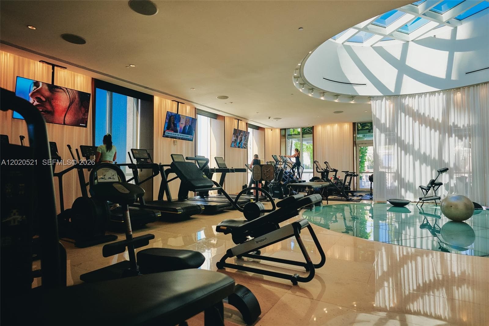 450 Alton Rd # 2810, Miami Beach FL 33139 — 23