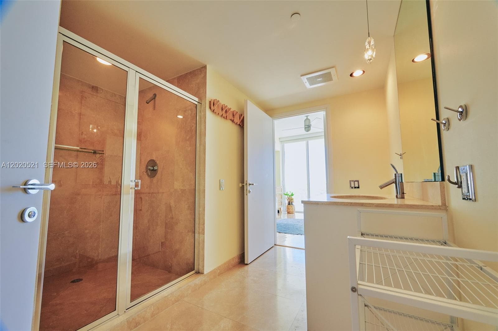 450 Alton Rd # 2810, Miami Beach FL 33139 — 17