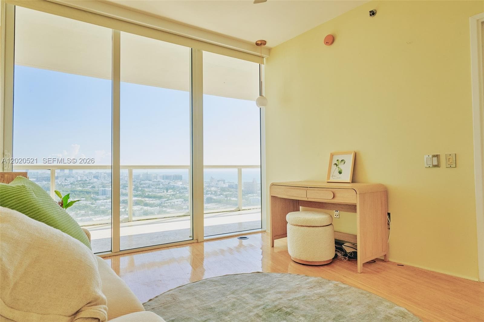 450 Alton Rd # 2810, Miami Beach FL 33139 — 16