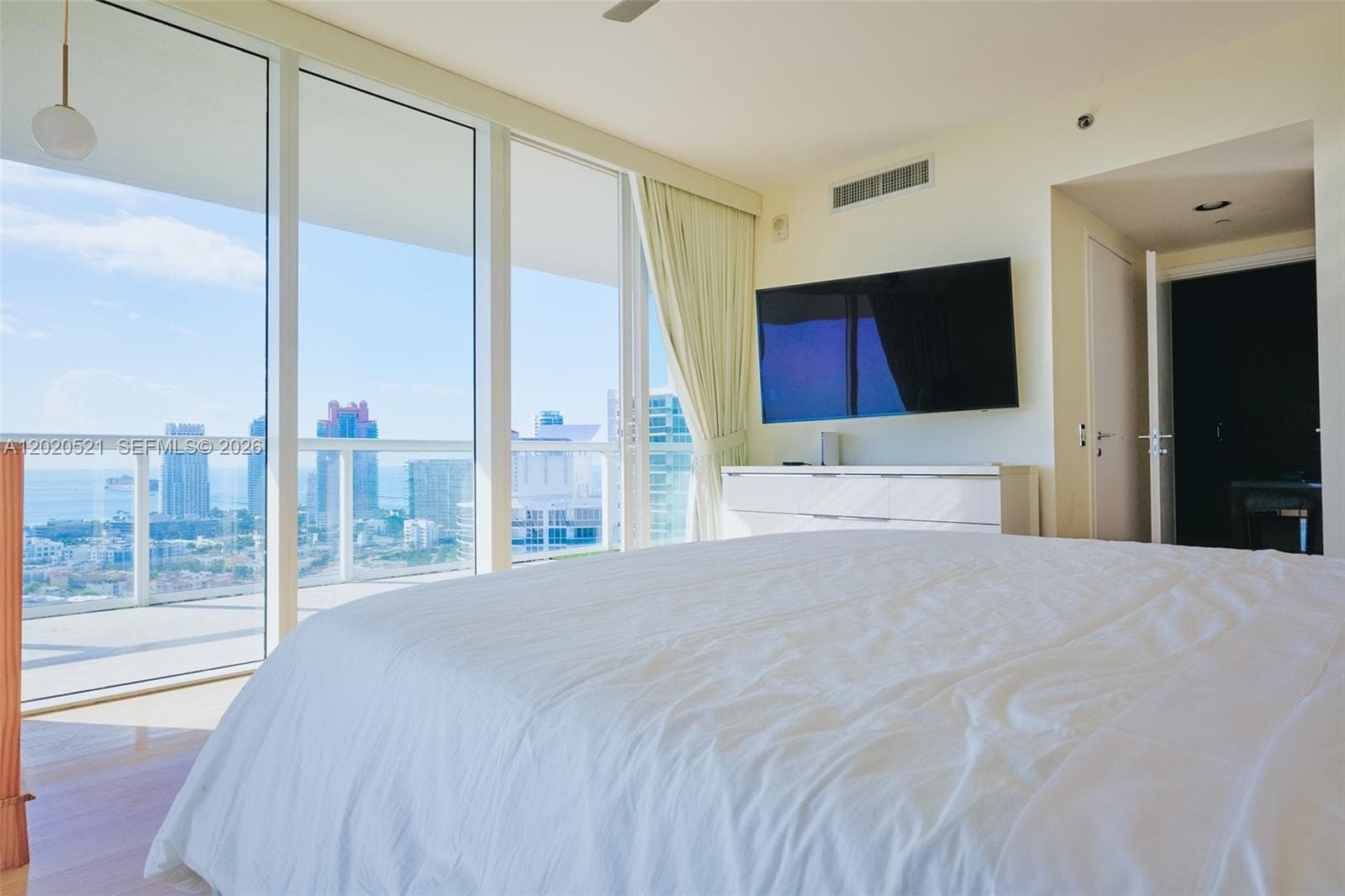 450 Alton Rd # 2810, Miami Beach FL 33139 — 12