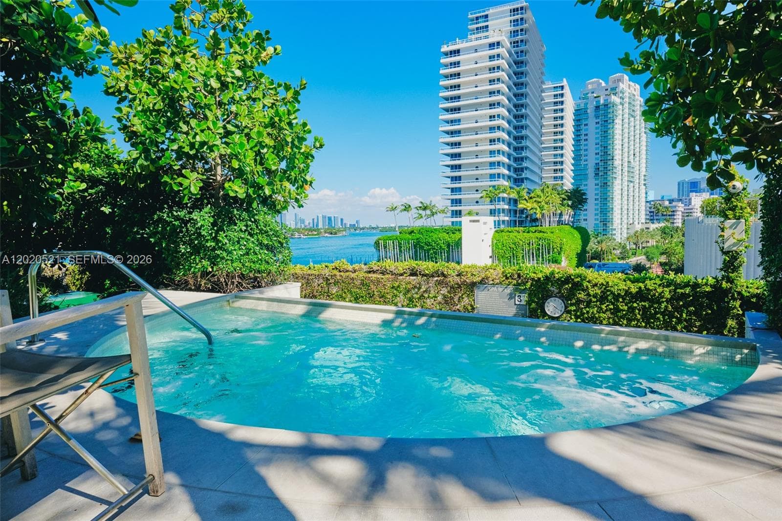 450 Alton Rd # 2810, Miami Beach FL 33139 — 28