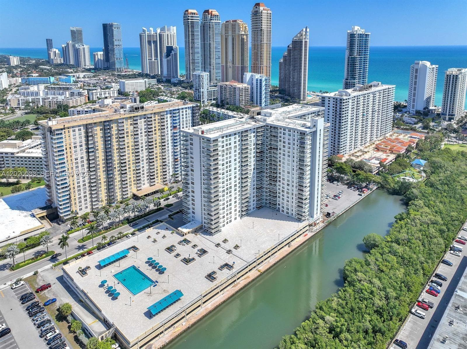 230 174th St # 2112, Sunny Isles Beach FL 33160 — 52