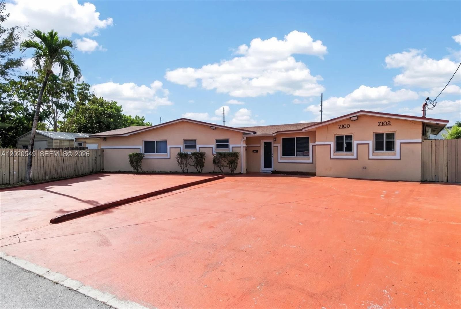 7100 NW 1st Ter, Miami FL 33126 — 52