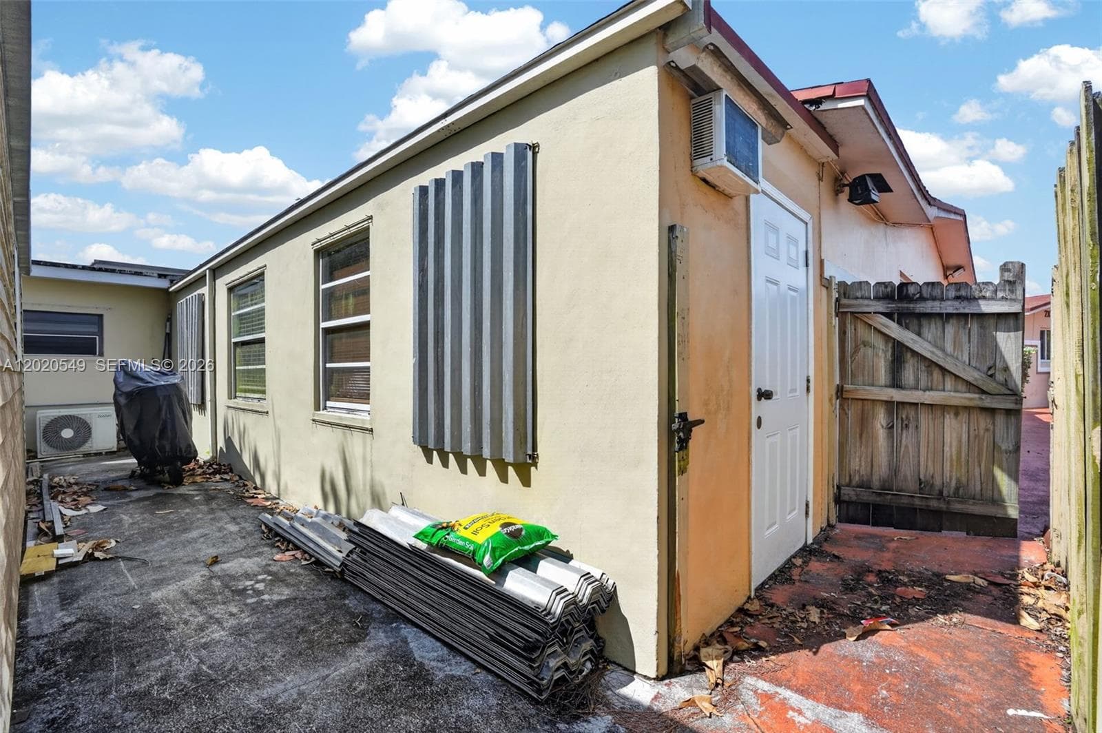 7100 NW 1st Ter, Miami FL 33126 — 43