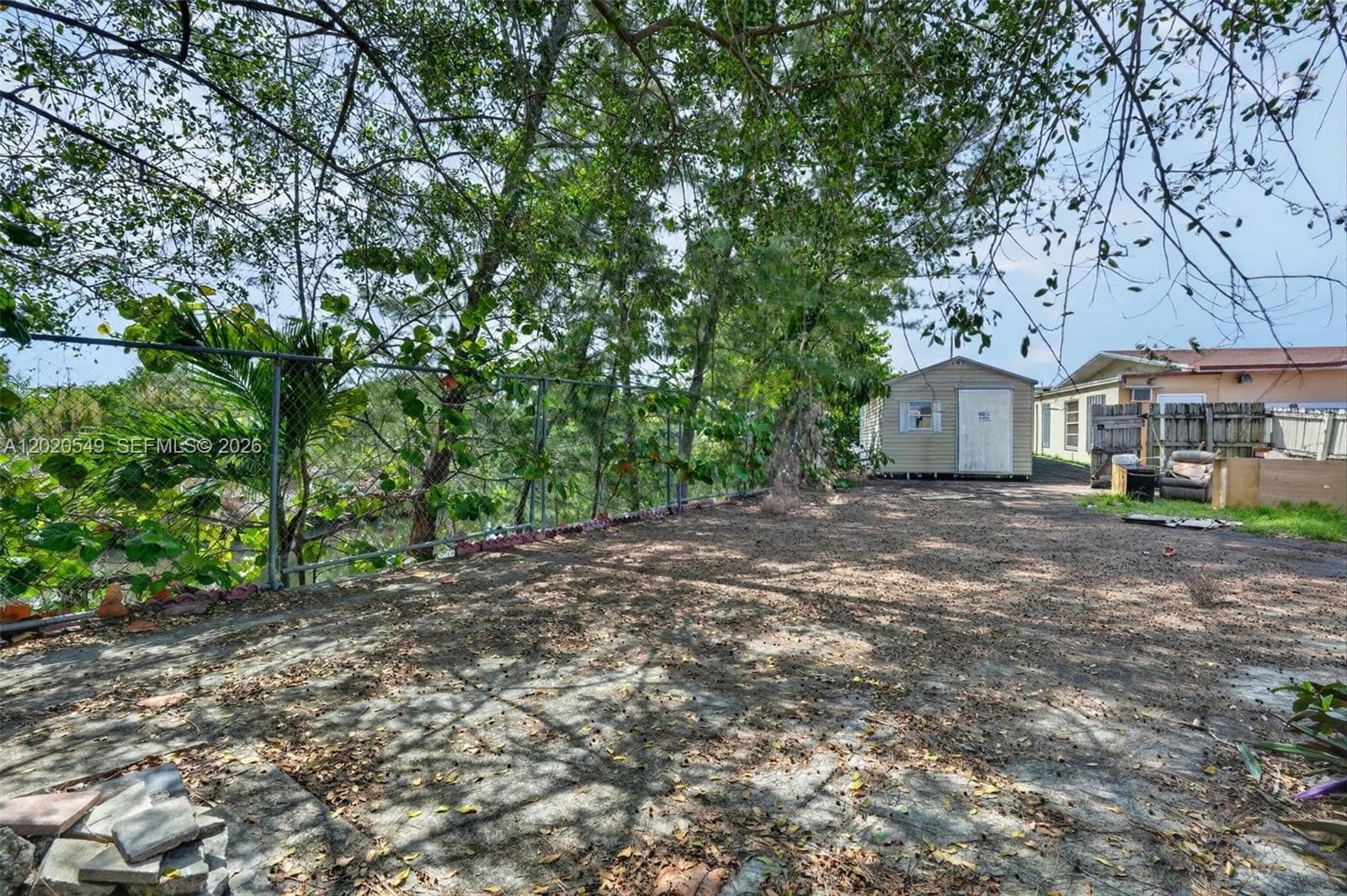 7100 NW 1st Ter, Miami FL 33126 — 41