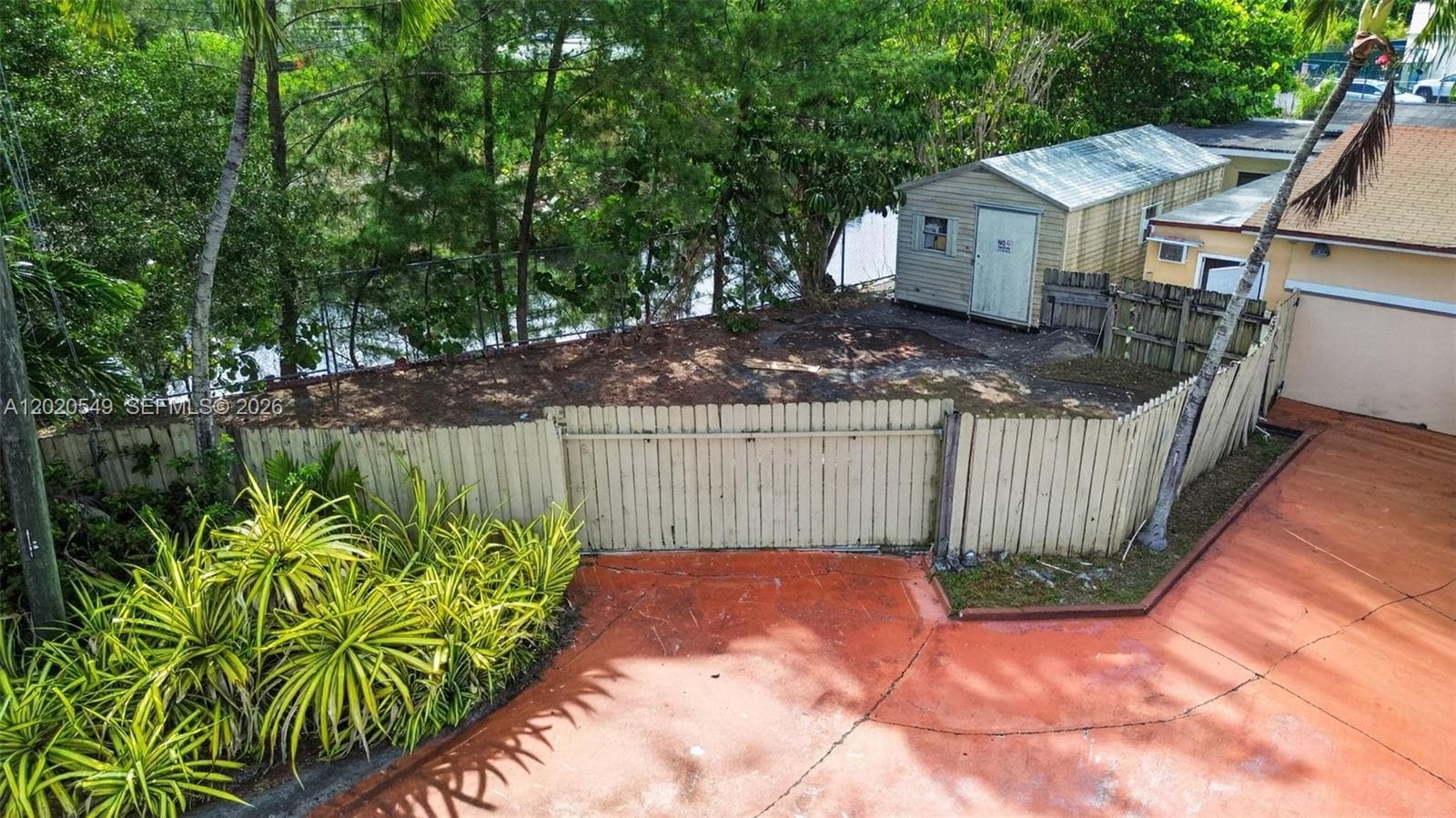 7100 NW 1st Ter, Miami FL 33126 — 51