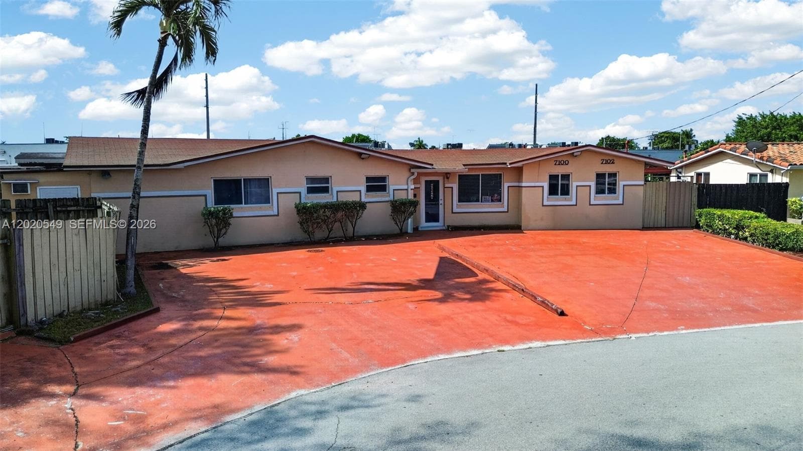 7100 NW 1st Ter, Miami FL 33126 — 55
