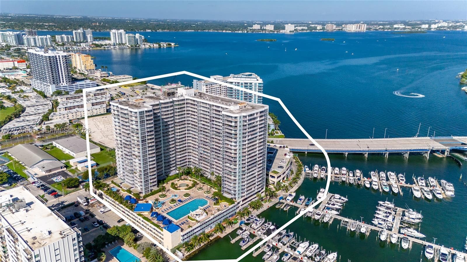 7601 E Treasure Dr # 623, North Bay Village FL 33141 — 29