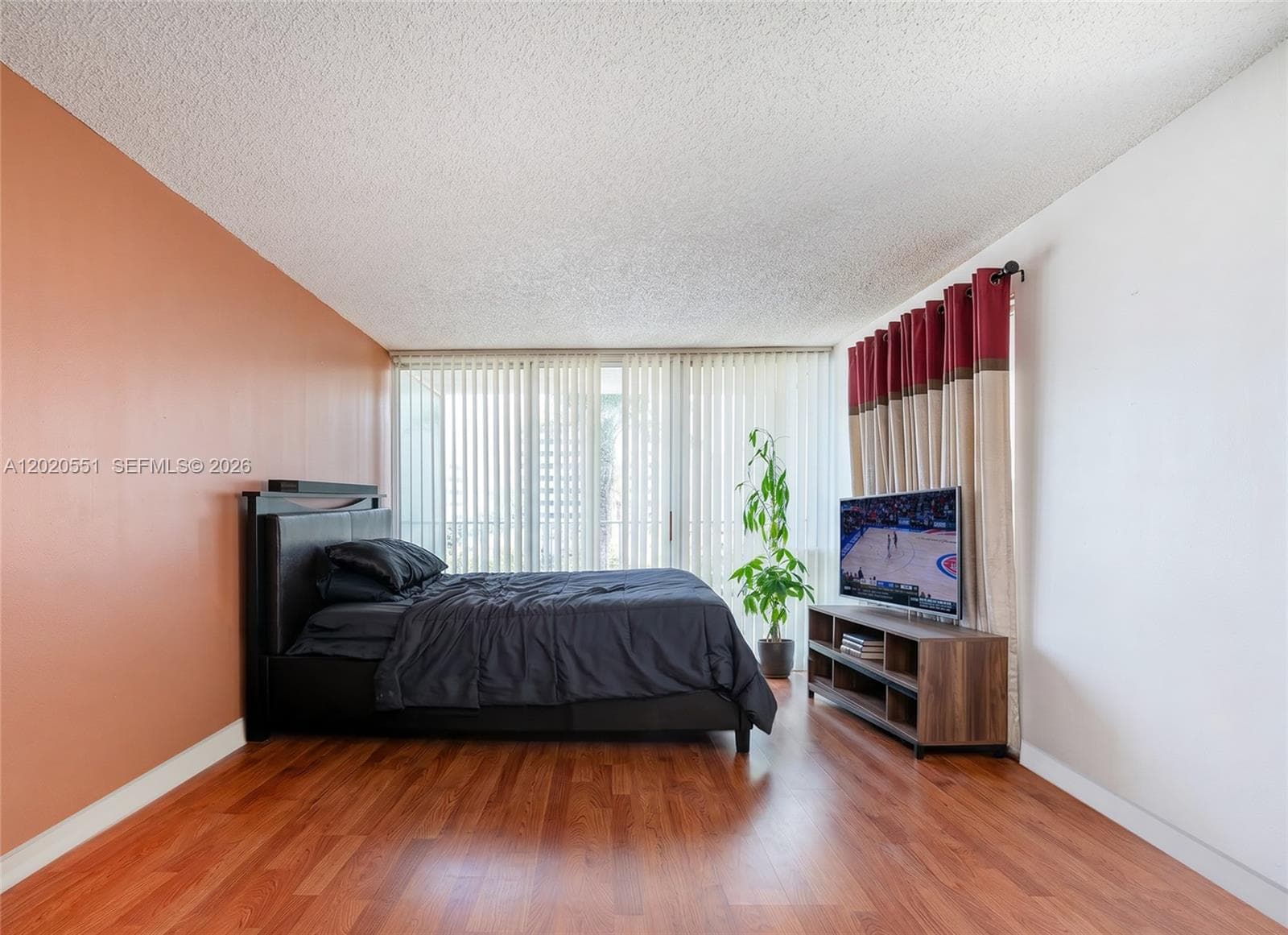 7601 E Treasure Dr # 623, North Bay Village FL 33141 — 15