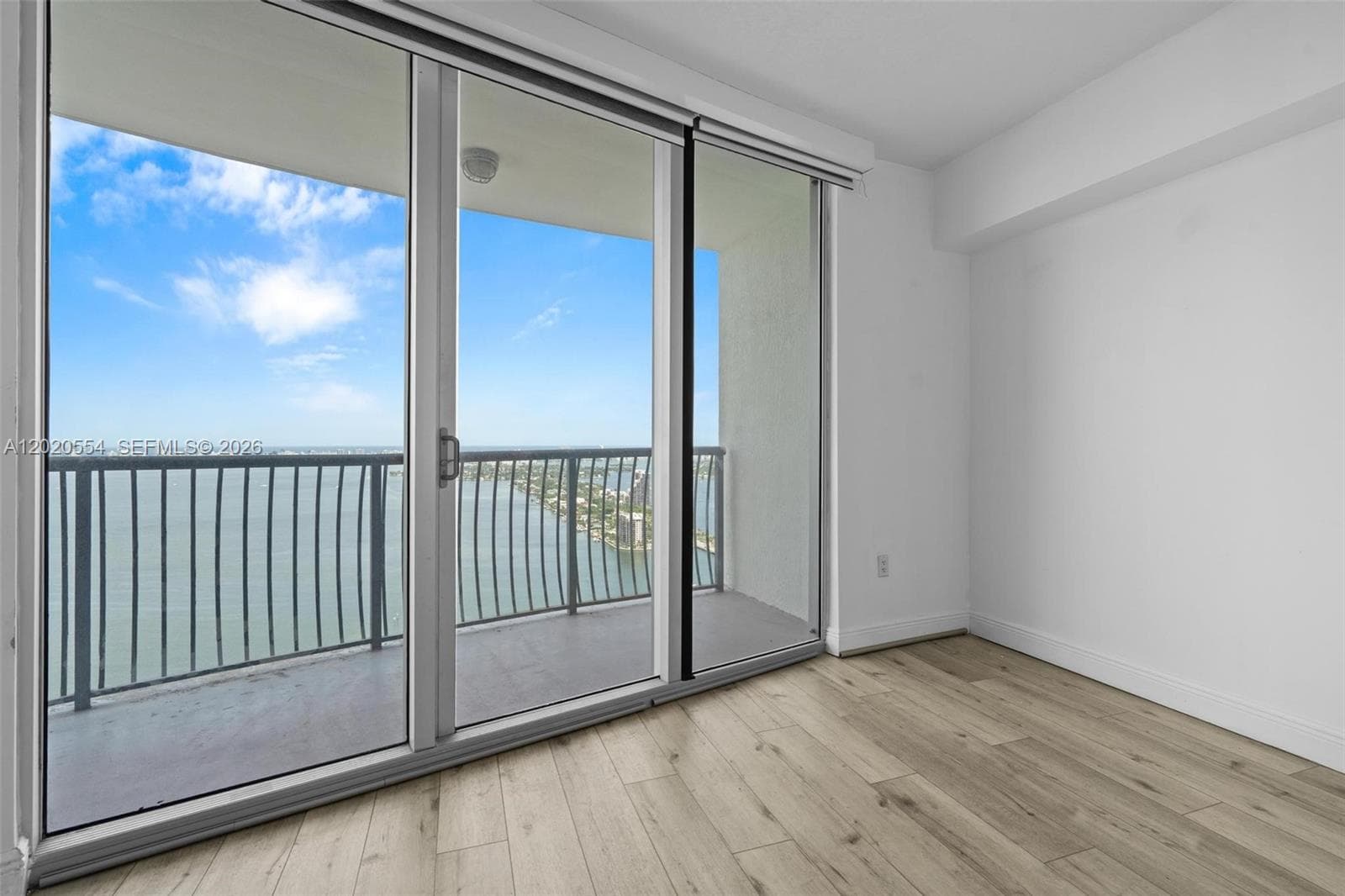 1750 N Bayshore Dr # 4901, Miami FL 33132 — 32