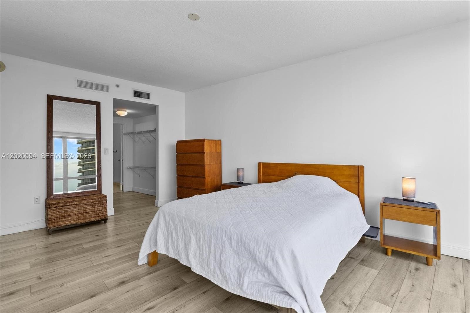 1750 N Bayshore Dr # 4901, Miami FL 33132 — 28