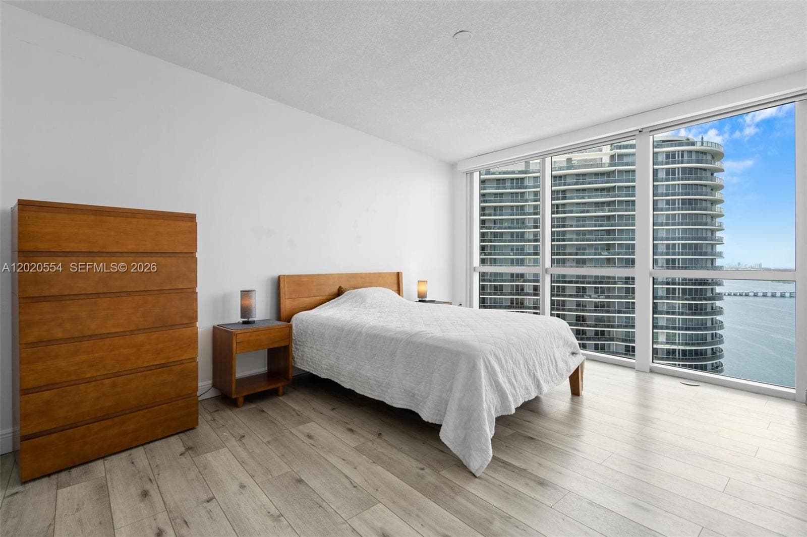1750 N Bayshore Dr # 4901, Miami FL 33132 — 9