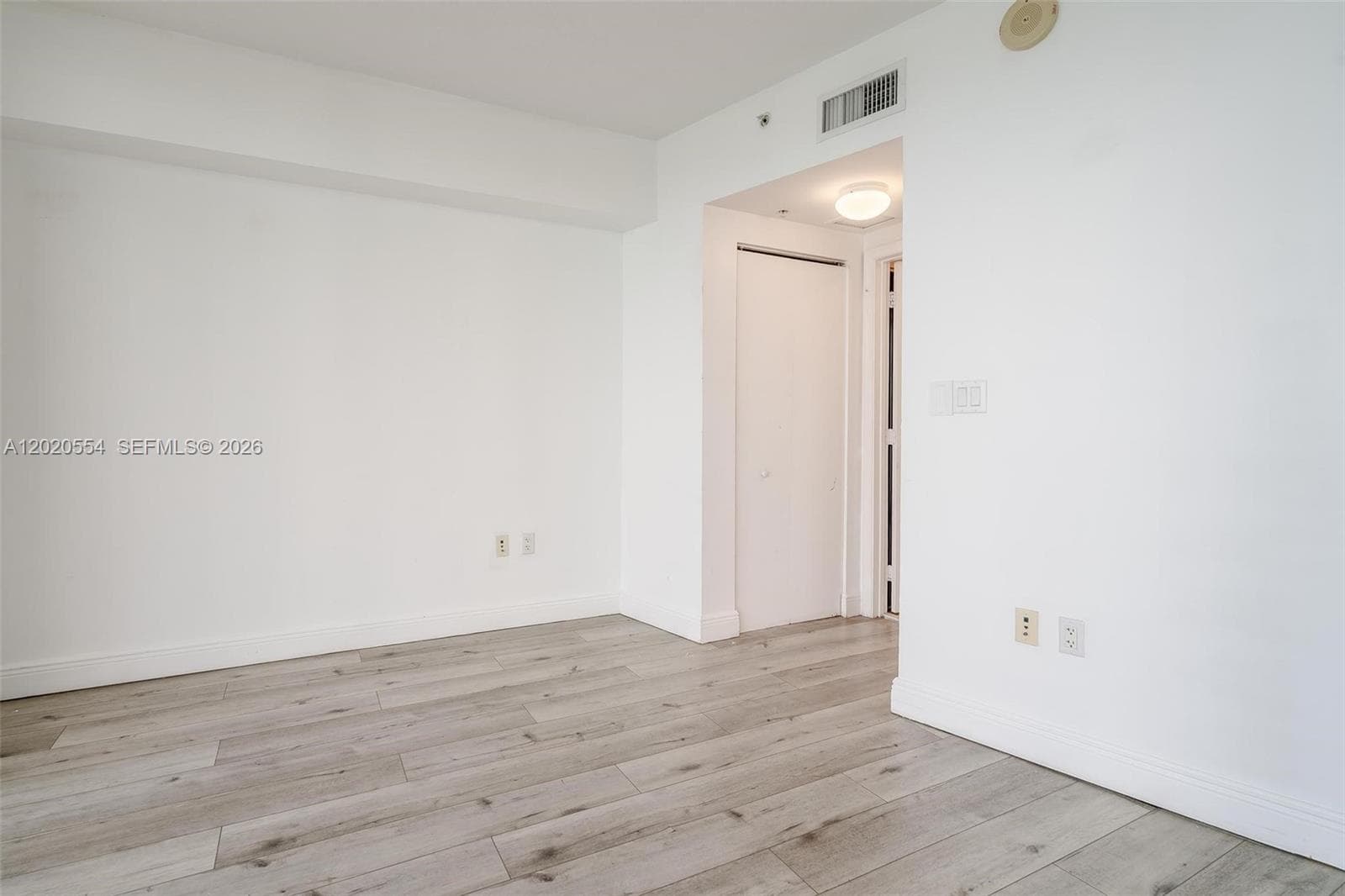 1750 N Bayshore Dr # 4901, Miami FL 33132 — 31
