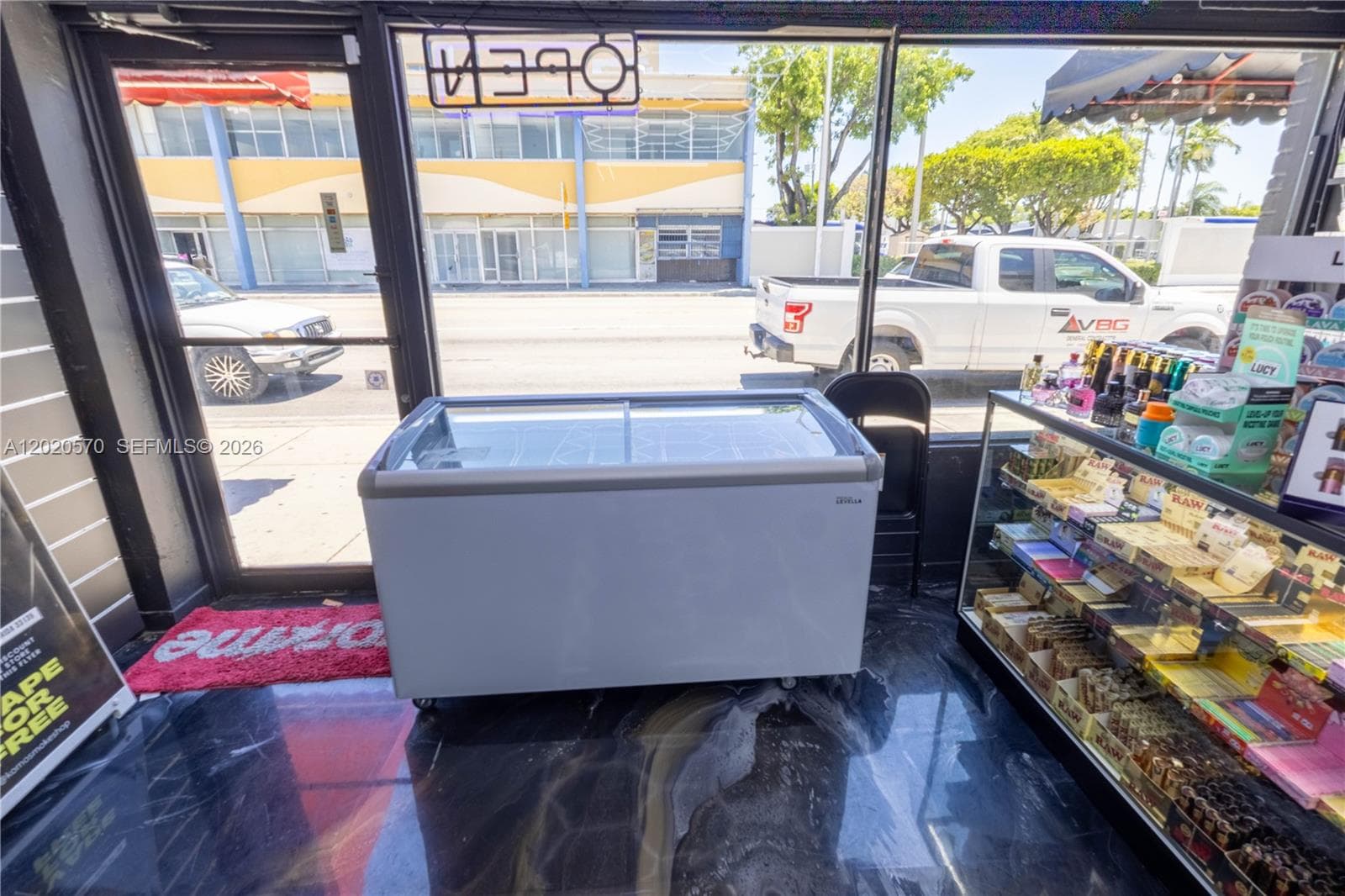 2607 Flagler St, Miami FL 33135 — 14