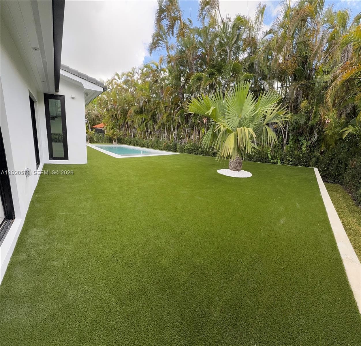 439 Hardee Rd, Coral Gables FL 33146 — 34