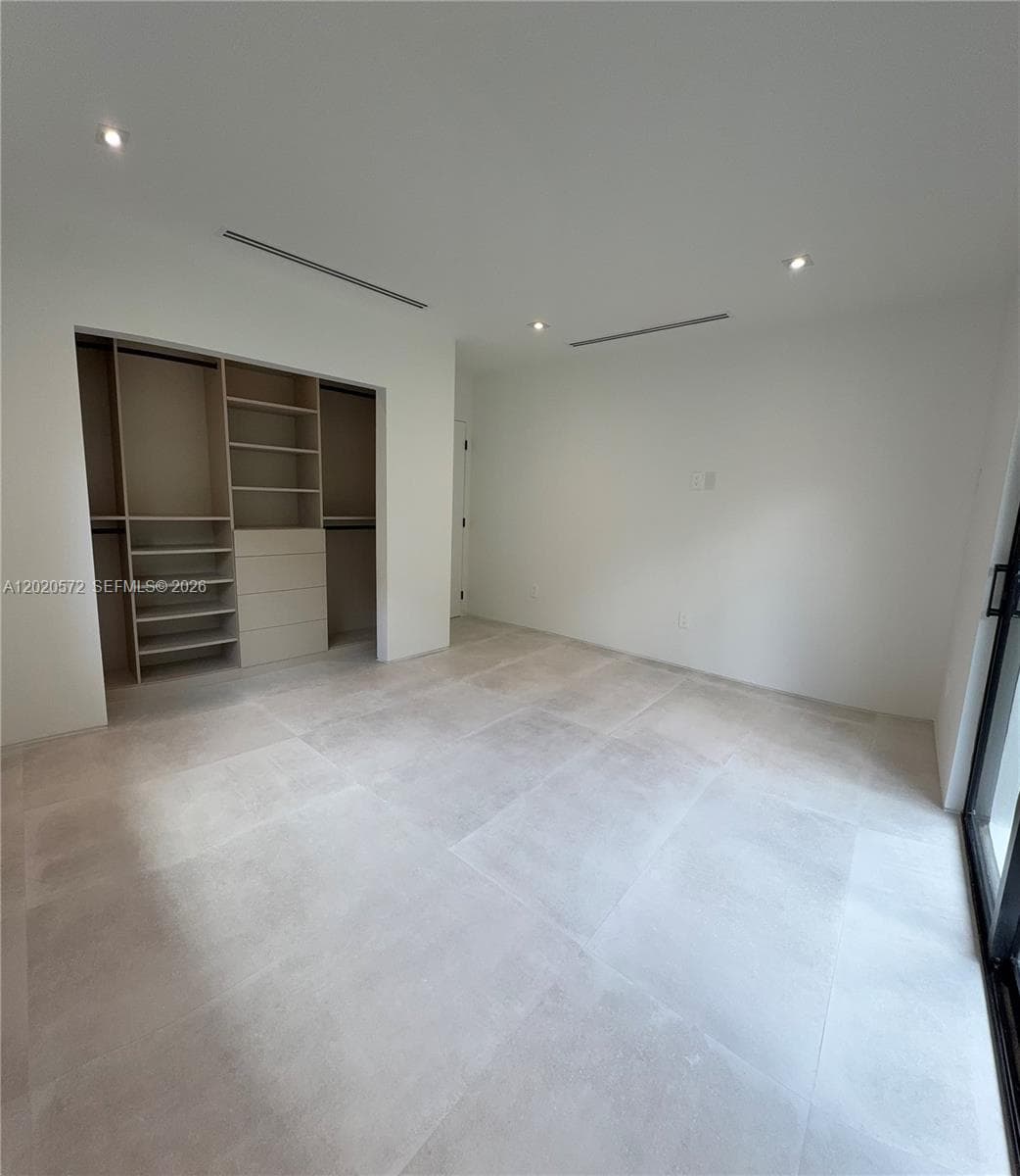 439 Hardee Rd, Coral Gables FL 33146 — 29