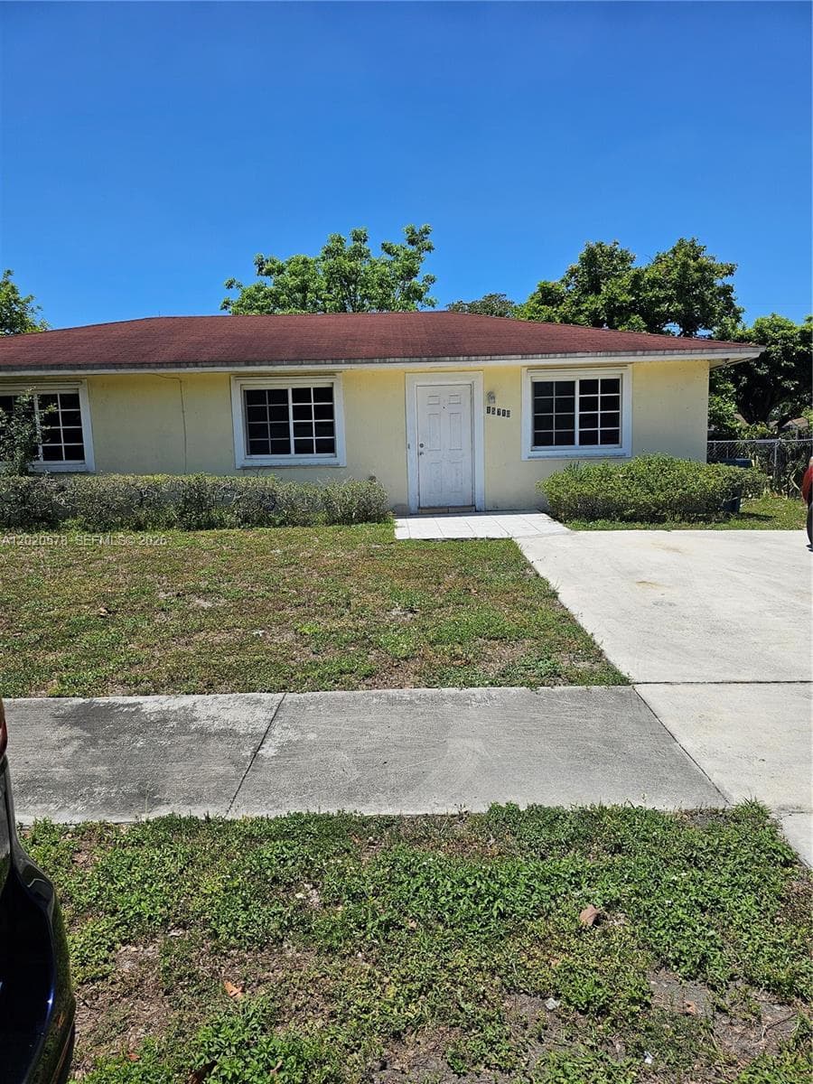 15700 NW 37th Pl, Miami Gardens FL 33054 — 1