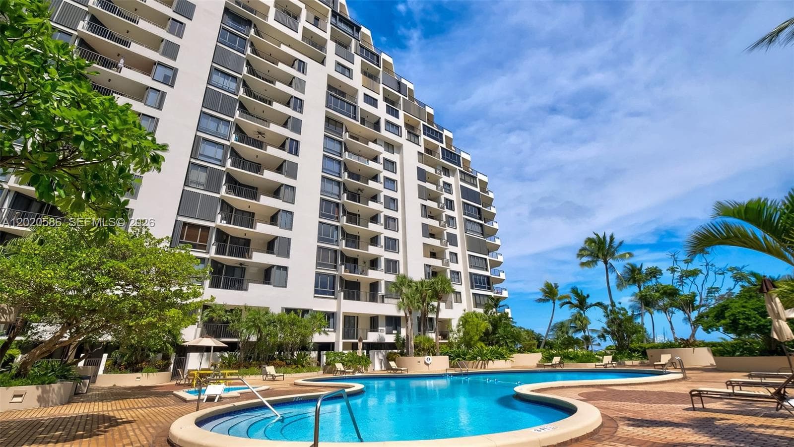 520 Brickell Key Dr # A914, Miami FL 33131 — 23