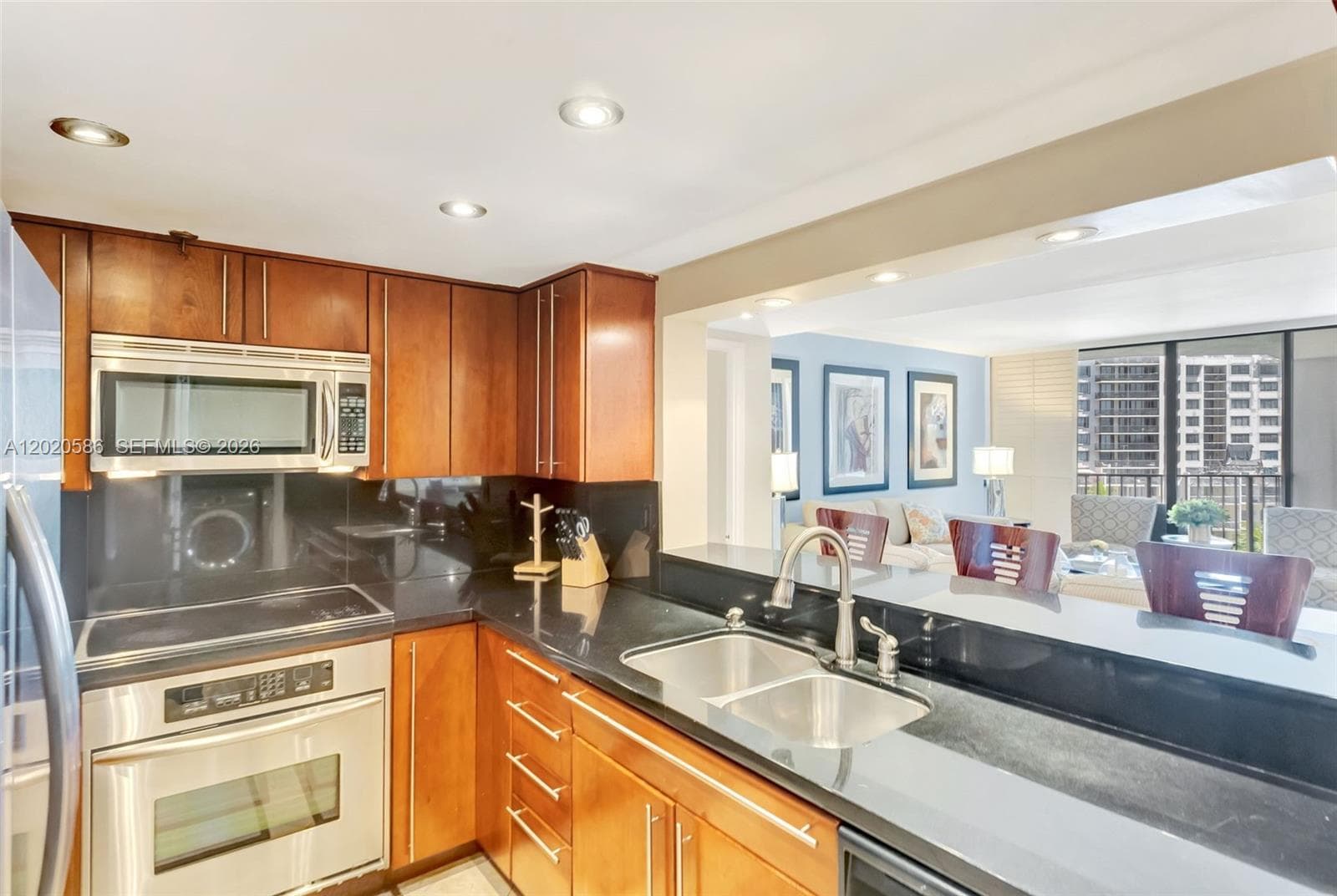 520 Brickell Key Dr # A914, Miami FL 33131 — 14