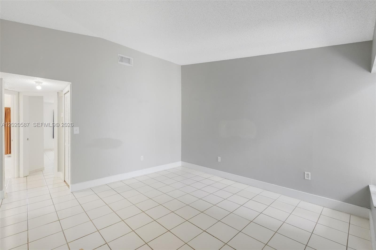 8423 SW 209th St, Cutler Bay FL 33189 — 7