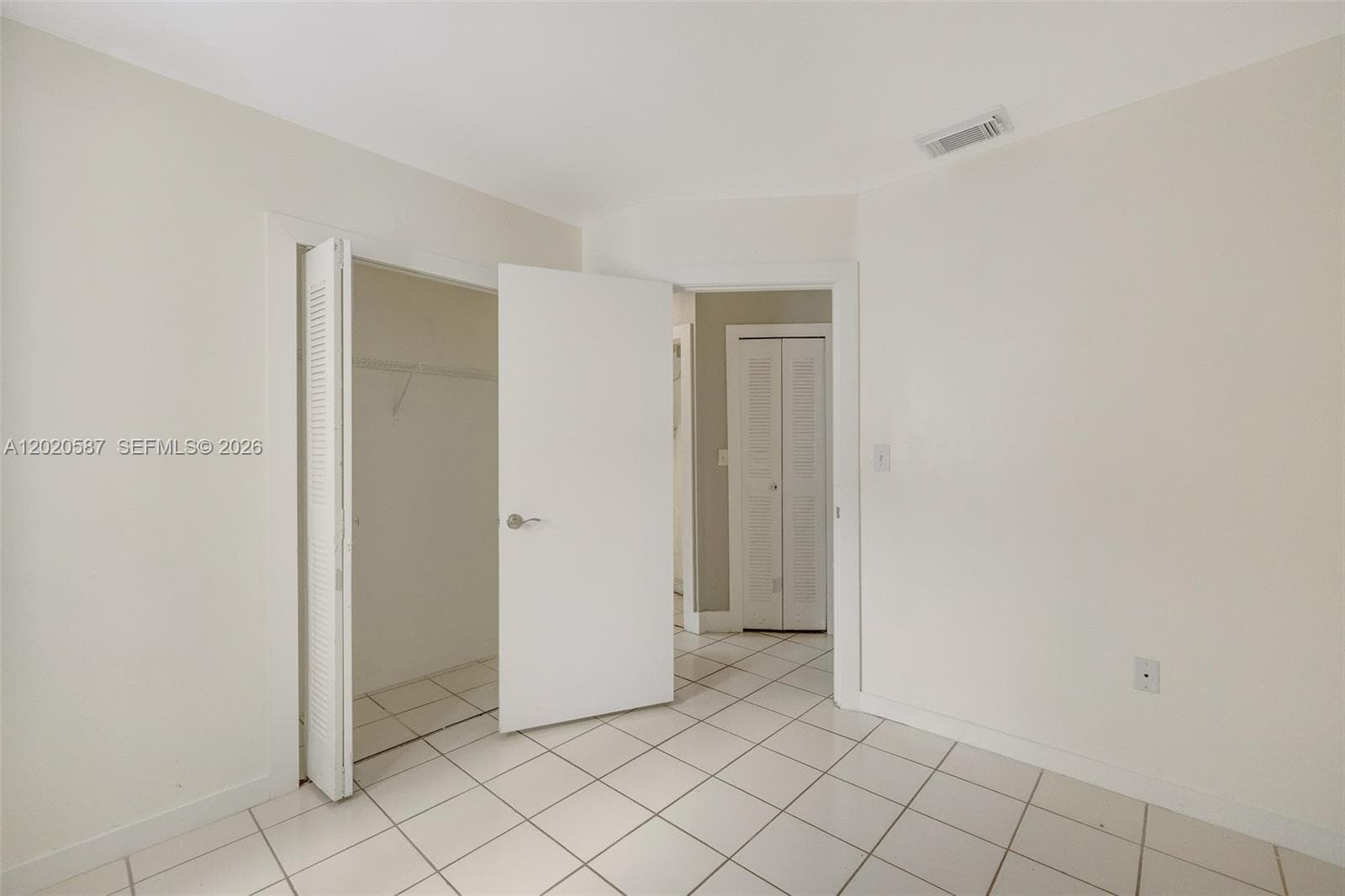 8423 SW 209th St, Cutler Bay FL 33189 — 18
