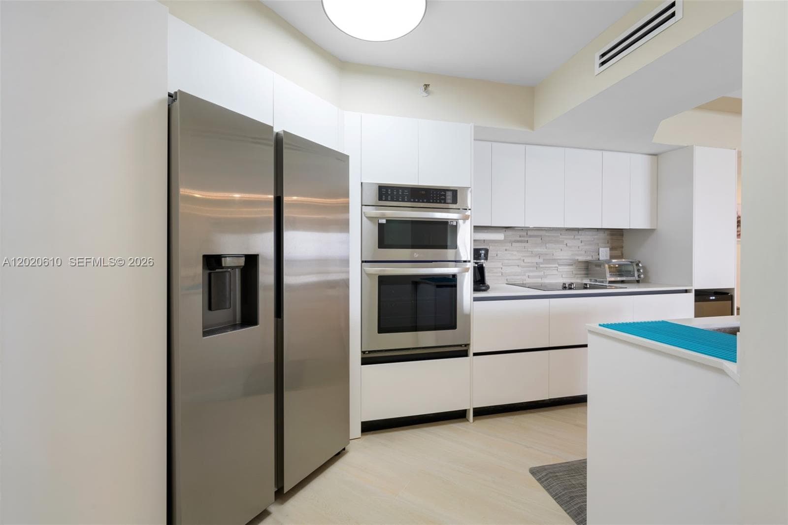 The Sterling Condo, Miami Beach, FL — 10