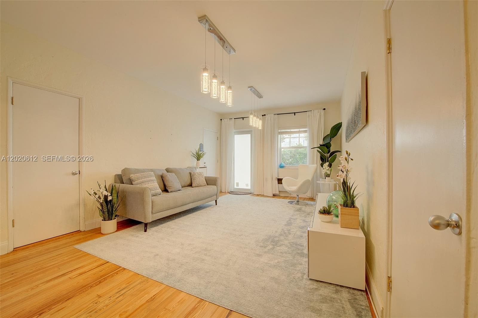 2463 Pine Tree Dr # 3, Miami Beach FL 33140 — 9