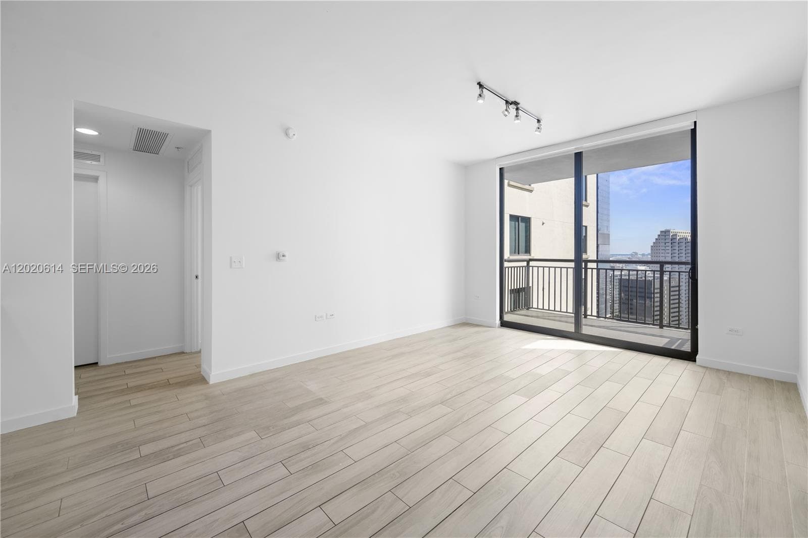 999 SW 1st Ave # 2911, Miami FL 33130 — 2