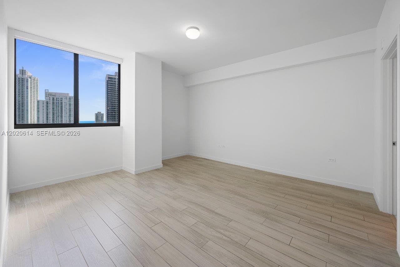 999 SW 1st Ave # 2911, Miami FL 33130 — 11