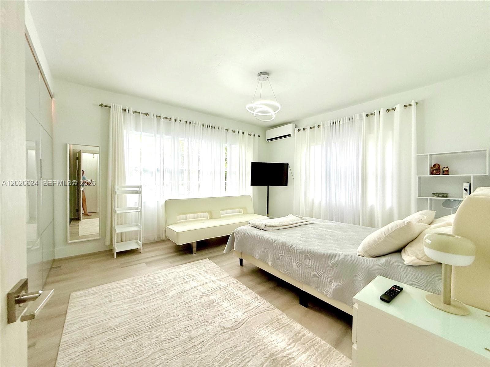 1228 Pennsylvania Ave # 1, Miami Beach FL 33139 — 16