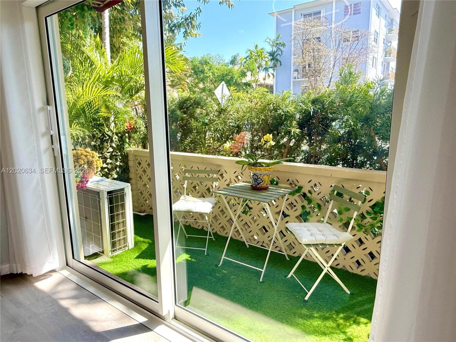 1228 Pennsylvania Ave # 1, Miami Beach FL 33139 — 12