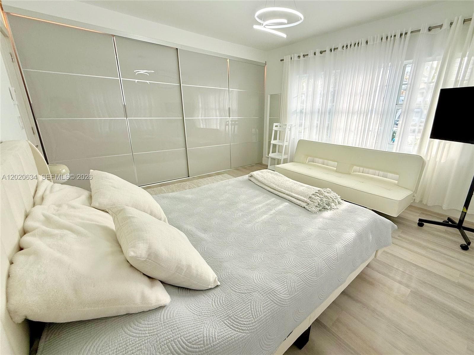 1228 Pennsylvania Ave # 1, Miami Beach FL 33139 — 21