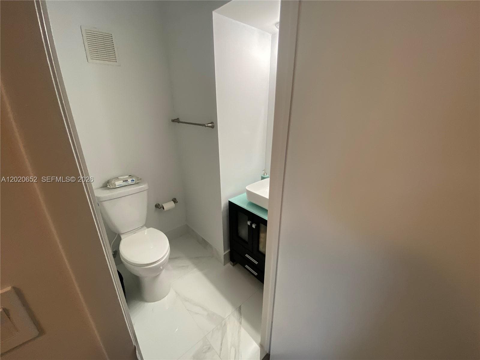 8661 NW 4th Ter # 903, Miami FL 33126 — 20