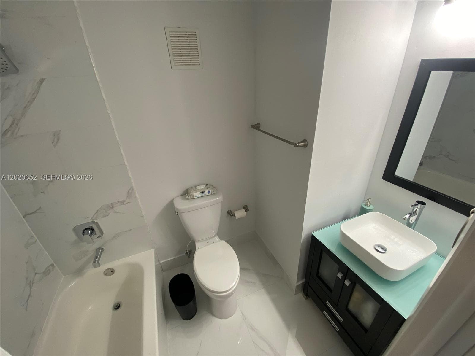 8661 NW 4th Ter # 903, Miami FL 33126 — 8