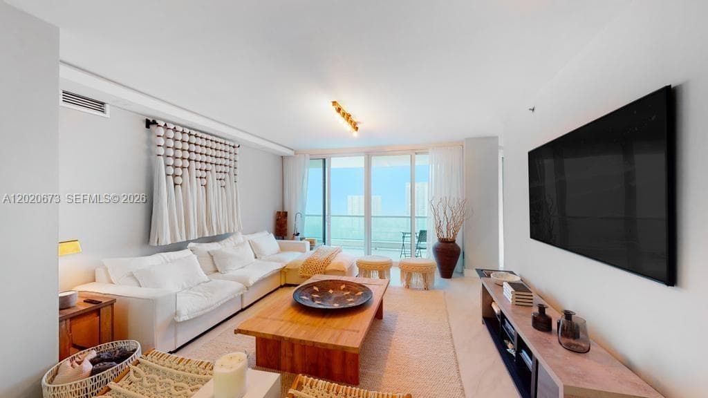 7000 Island Blvd # 1808, Aventura FL 33160 — 1
