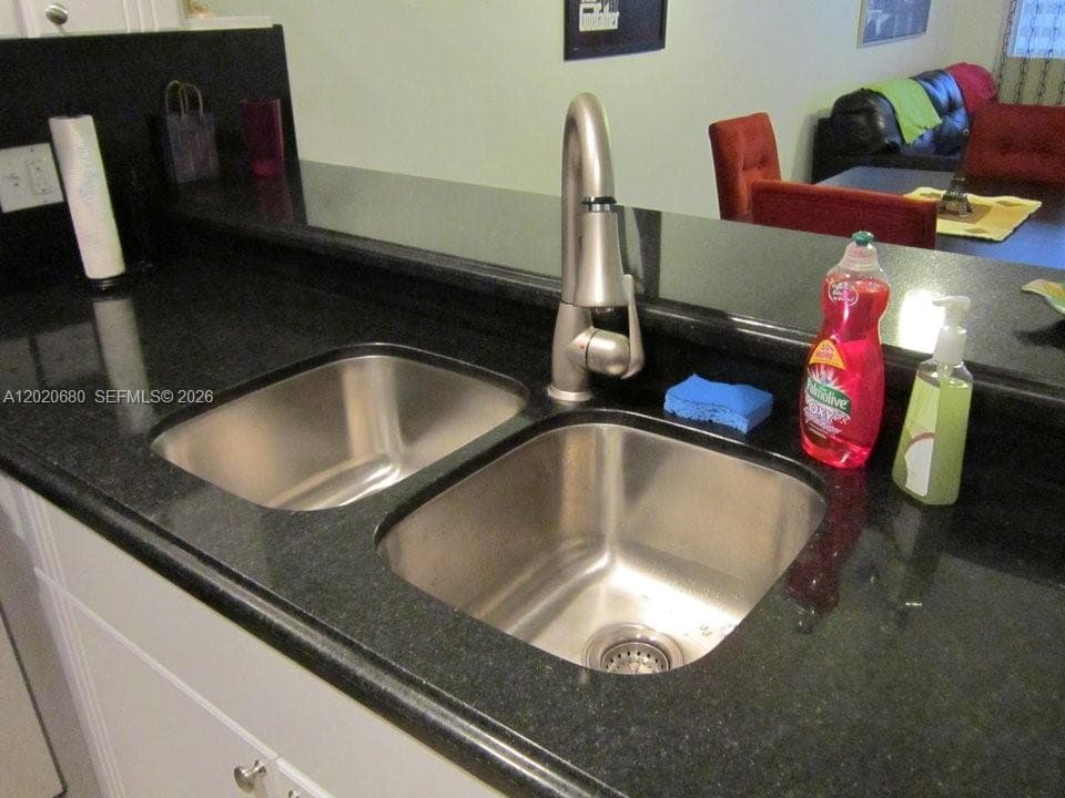 Las Vistas At Doral Condo, Doral, FL — 9