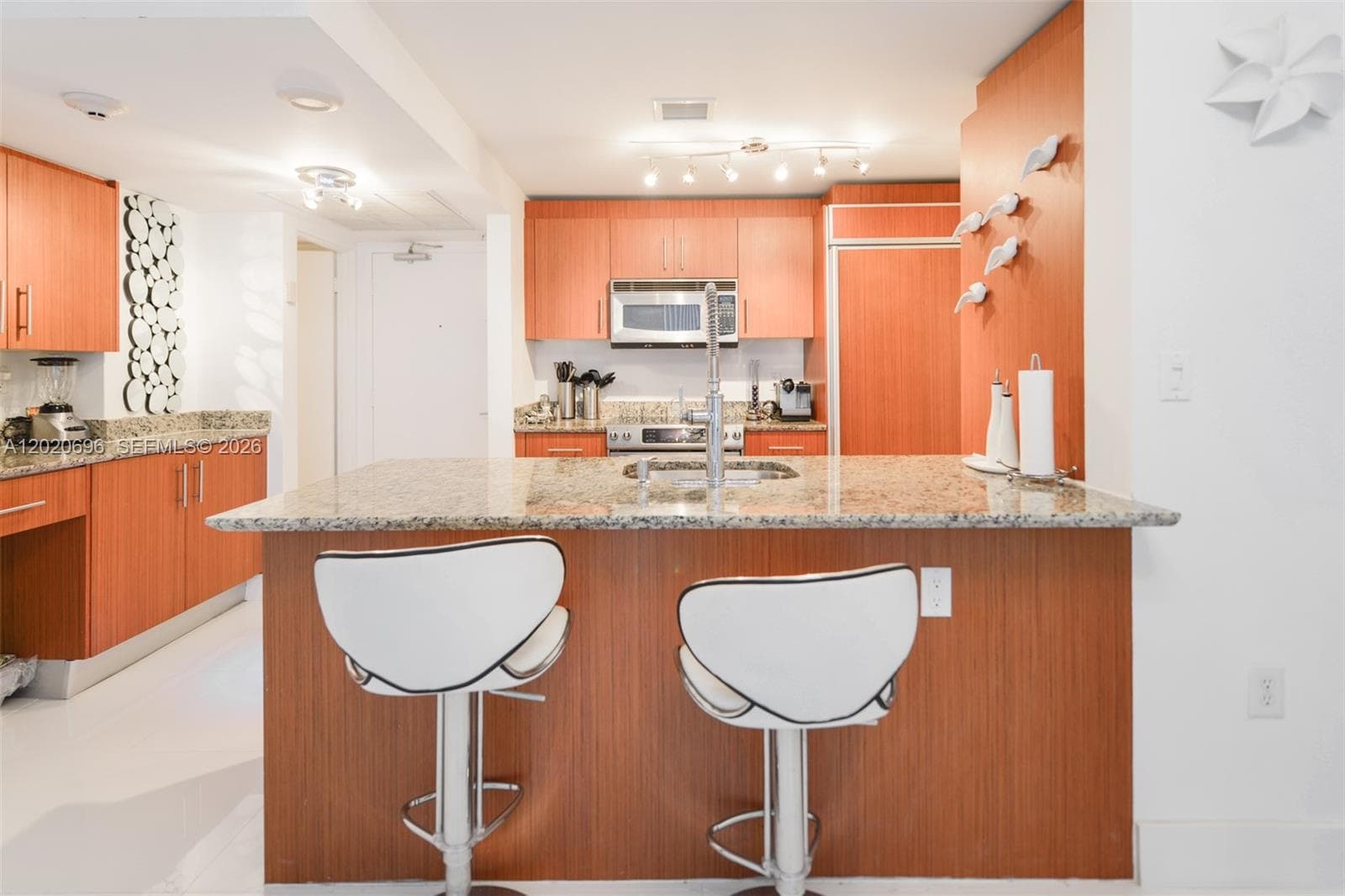 10275 Collins Ave # 307, Bal Harbour FL 33154 — 2