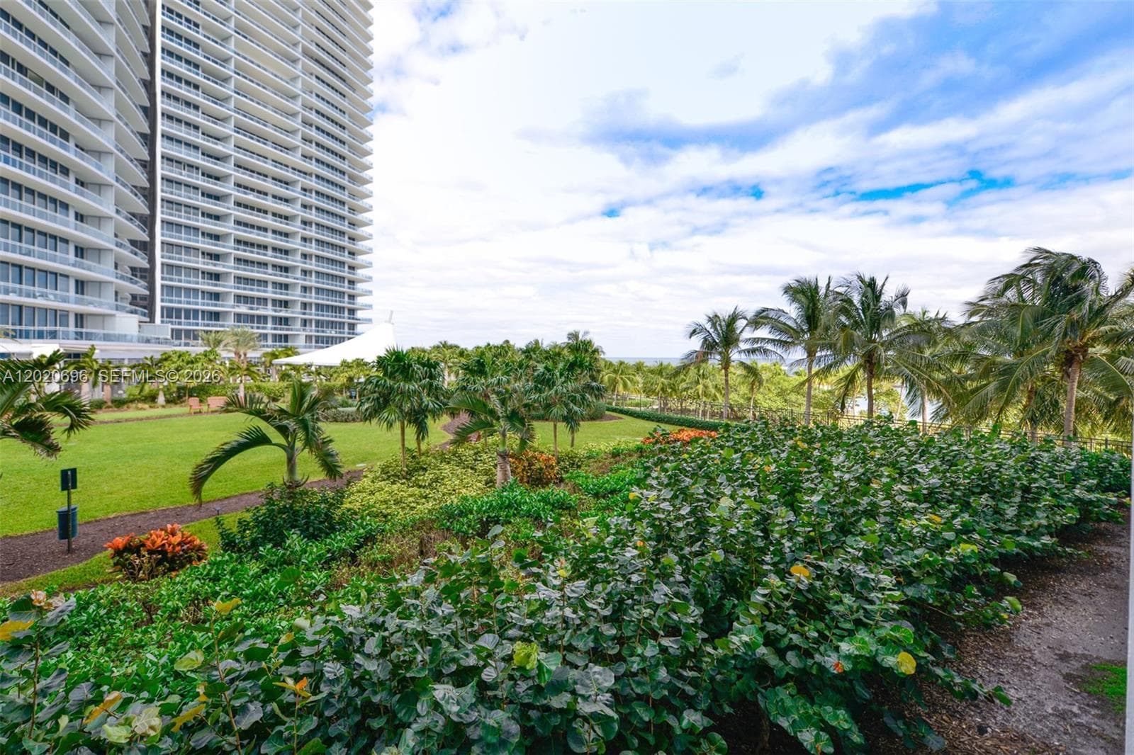 10275 Collins Ave # 307, Bal Harbour FL 33154 — 9