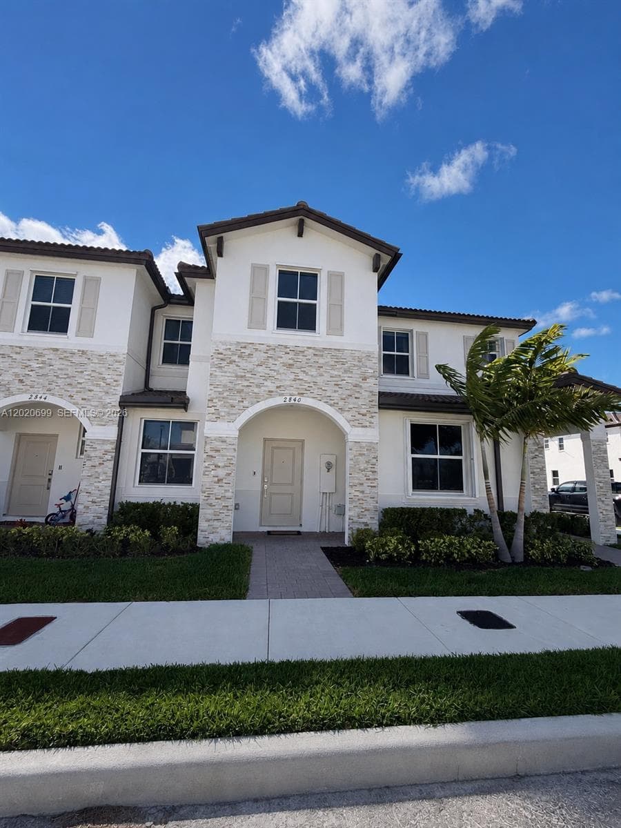 2840 SE 26th Ter, Homestead FL 33035 — 1